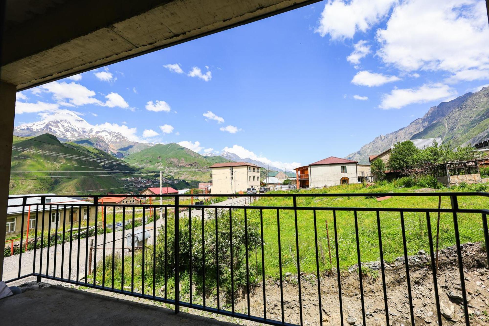 Heaven Hill Hotel Kazbegi Eksteriør billede